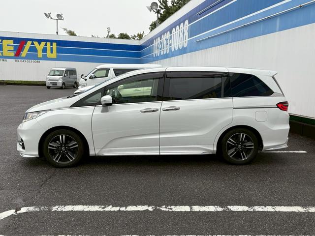 オデッセイ アブソルート・EXホンダセンシング 本革シート 禁煙 衝突被害軽減システム 全方位カメラ ブラインドスポットモニター 純正ナビ フルセグ CD DVD USB Bluetooth 両側パワースライドドア フリップダウンモニター(12枚目)