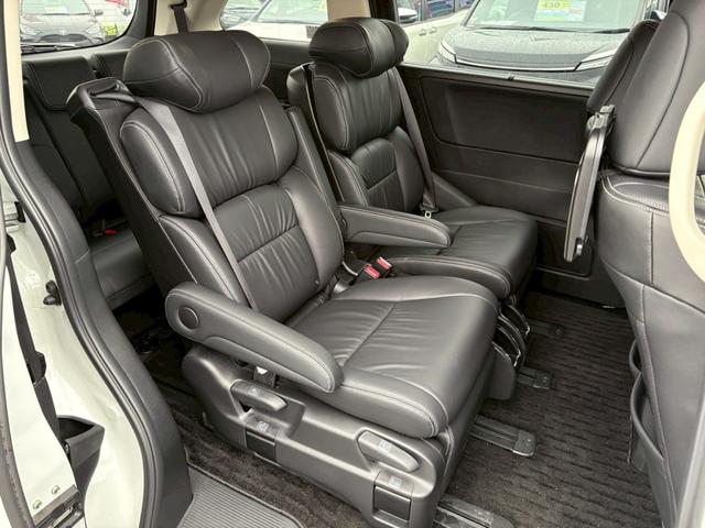 オデッセイ アブソルート・EXホンダセンシング 本革シート 禁煙 衝突被害軽減システム 全方位カメラ ブラインドスポットモニター 純正ナビ フルセグ CD DVD USB Bluetooth 両側パワースライドドア フリップダウンモニター(15枚目)