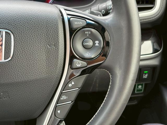 オデッセイ アブソルート・EXホンダセンシング 本革シート 禁煙 衝突被害軽減システム 全方位カメラ ブラインドスポットモニター 純正ナビ フルセグ CD DVD USB Bluetooth 両側パワースライドドア フリップダウンモニター(25枚目)