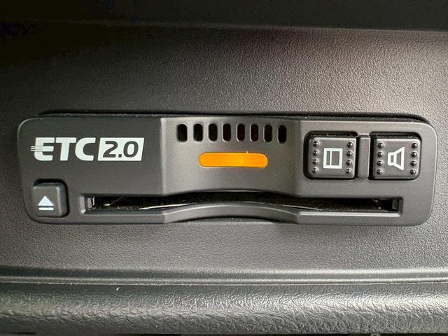 オデッセイ アブソルート・EXホンダセンシング 本革シート 禁煙 衝突被害軽減システム 全方位カメラ ブラインドスポットモニター 純正ナビ フルセグ CD DVD USB Bluetooth 両側パワースライドドア フリップダウンモニター(35枚目)