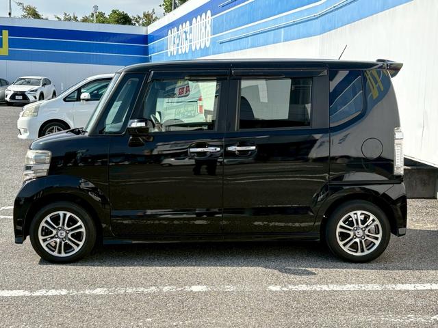 N-BOXカスタム G・Lパッケージ 禁煙 フル装備 スマートキー プッシュスタート 社外7インチナビ フルセグ CD DVD ミュージックサーバー USB Bluetooth バックカメラ 左パワースライドドア フリップダウンモニター(13枚目)