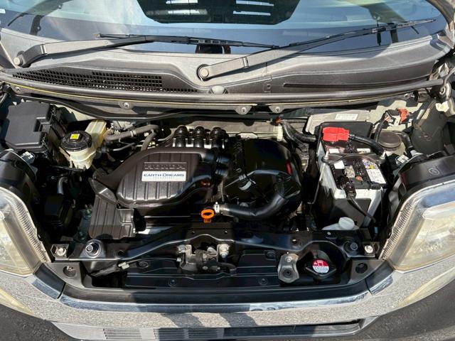 N-BOXカスタム G・Lパッケージ 禁煙 フル装備 スマートキー プッシュスタート 社外7インチナビ フルセグ CD DVD ミュージックサーバー USB Bluetooth バックカメラ 左パワースライドドア フリップダウンモニター(41枚目)