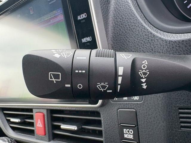ヴォクシー ＺＳ　煌ＩＩＩ　後期型／１０型純正ナビ＆１２．１型後席モニター／モデリスタエアロ／衝突被害軽減ブレーキ／ＨＤＭＩ／走行中ＴＶ視聴可能／バックカメラ／ＥＴＣ／両側パワースライドドア／コーナーセンサー／純正アルミ／禁煙（18枚目）