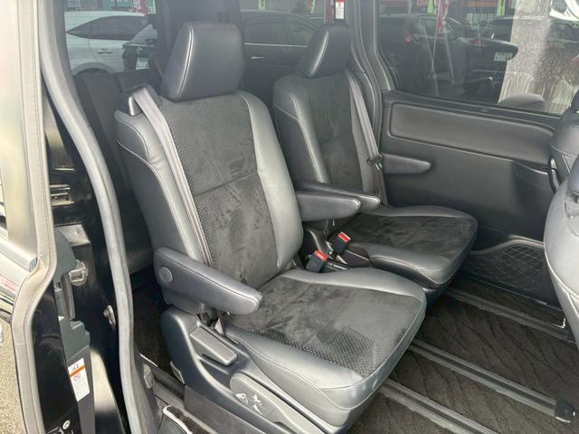 ヴォクシー ＺＳ　煌ＩＩＩ　後期型／１０型純正ナビ＆１２．１型後席モニター／モデリスタエアロ／衝突被害軽減ブレーキ／ＨＤＭＩ／走行中ＴＶ視聴可能／バックカメラ／ＥＴＣ／両側パワースライドドア／コーナーセンサー／純正アルミ／禁煙（31枚目）