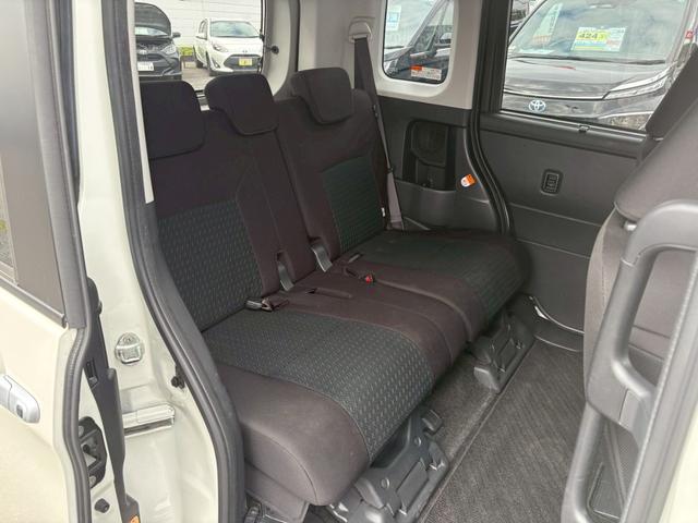 ルーミー カスタムＧ－Ｔ　ワンオーナー　禁煙　ターボ　衝突被害軽減システム　バックカメラ　純正９インチナビ　フルセグ　ＣＤ　ＤＶＤ　ミュージックサーバー　ＵＳＢ　Ｂｌｕｅｔｏｏｔｈ　両側パワースライドドア　ドラレコ前後　ＥＴＣ（15枚目）