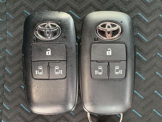 ルーミー カスタムＧ－Ｔ　ワンオーナー　禁煙　ターボ　衝突被害軽減システム　バックカメラ　純正９インチナビ　フルセグ　ＣＤ　ＤＶＤ　ミュージックサーバー　ＵＳＢ　Ｂｌｕｅｔｏｏｔｈ　両側パワースライドドア　ドラレコ前後　ＥＴＣ（40枚目）