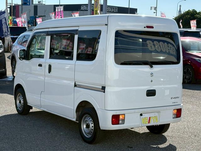 エブリイ ＰＣリミテッド　禁煙　衝突被害軽減システム　レーンアシスト　バックカメラ　社外ナビ　ＣＤ　ＤＶＤ　ミュージックサーバー　Ｂｌｕｅｔｏｏｔｈオーディオ　ＥＴＣ　ドラレコ前　オートライト　横滑り防止　コーナーセンサー（11枚目）