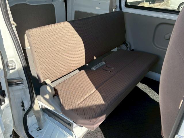 エブリイ ＰＣリミテッド　禁煙　衝突被害軽減システム　レーンアシスト　バックカメラ　社外ナビ　ＣＤ　ＤＶＤ　ミュージックサーバー　Ｂｌｕｅｔｏｏｔｈオーディオ　ＥＴＣ　ドラレコ前　オートライト　横滑り防止　コーナーセンサー（15枚目）