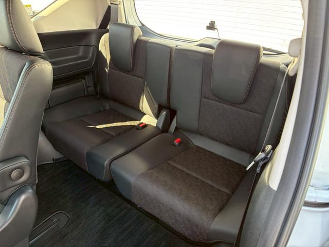 フリードハイブリッド ハイブリッド・クロスター　禁煙　ワンオーナー　ベースキャリア　衝突被害軽減システム　レーンアシスト　クルーズコントロール　横滑り防止　社外ナビ　フルセグ　ＣＤ　ＤＶＤ　ＵＳＢ　Ｂｌｕｅｔｏｏｔｈ　バックカメラ　ドラレコ前後（22枚目）