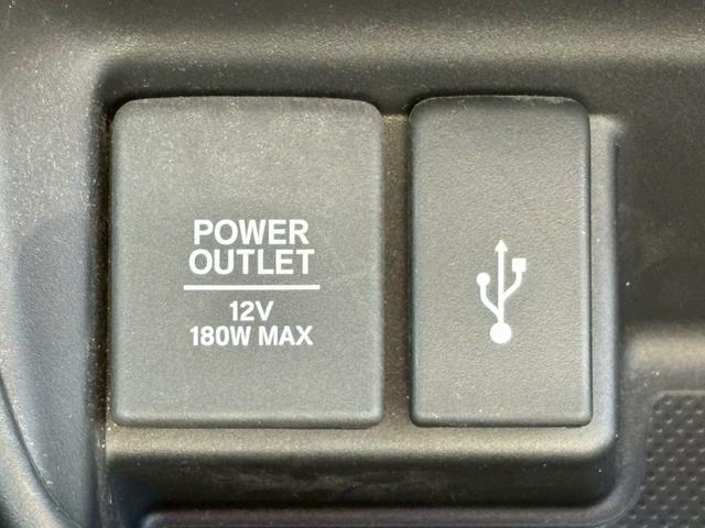 フリードハイブリッド ハイブリッド・クロスター　禁煙　ワンオーナー　ベースキャリア　衝突被害軽減システム　レーンアシスト　クルーズコントロール　横滑り防止　社外ナビ　フルセグ　ＣＤ　ＤＶＤ　ＵＳＢ　Ｂｌｕｅｔｏｏｔｈ　バックカメラ　ドラレコ前後（33枚目）