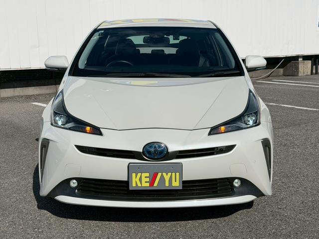 プリウス Ａツーリングセレクション　禁煙／前後ドラレコ／衝突被害軽減システム／コーナーセンサー／ヘッドアップディスプレイ／ヒーター付レザーシート／純正９型ナビ／フルセグ／ＣＤ／ＤＶＤ／Ｂｌｕｅｔｏｏｔｈ／バックカメラ／ＥＴＣ２．０（5枚目）