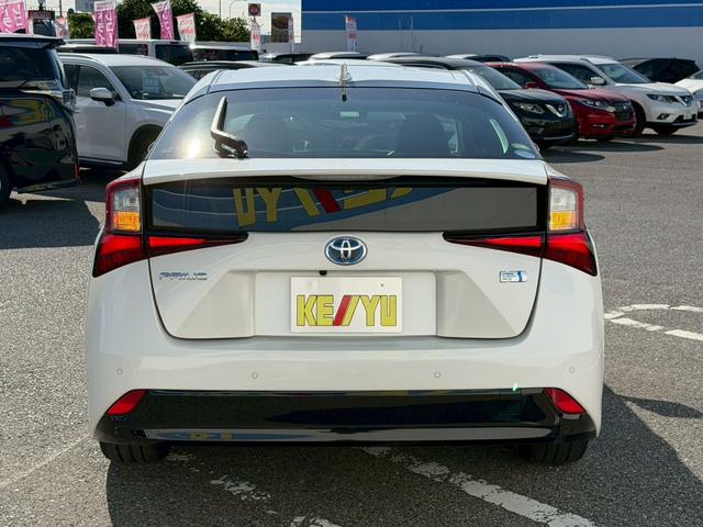 プリウス Ａツーリングセレクション　禁煙／前後ドラレコ／衝突被害軽減システム／コーナーセンサー／ヘッドアップディスプレイ／ヒーター付レザーシート／純正９型ナビ／フルセグ／ＣＤ／ＤＶＤ／Ｂｌｕｅｔｏｏｔｈ／バックカメラ／ＥＴＣ２．０（10枚目）