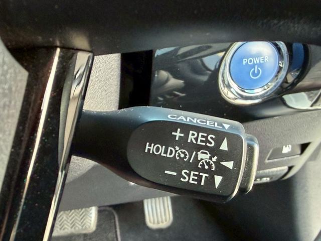 プリウス Ａツーリングセレクション　禁煙／前後ドラレコ／衝突被害軽減システム／コーナーセンサー／ヘッドアップディスプレイ／ヒーター付レザーシート／純正９型ナビ／フルセグ／ＣＤ／ＤＶＤ／Ｂｌｕｅｔｏｏｔｈ／バックカメラ／ＥＴＣ２．０（17枚目）