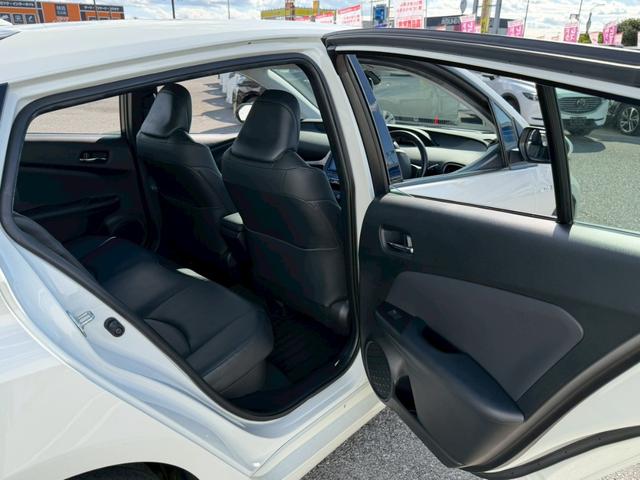 プリウス Ａツーリングセレクション　禁煙／前後ドラレコ／衝突被害軽減システム／コーナーセンサー／ヘッドアップディスプレイ／ヒーター付レザーシート／純正９型ナビ／フルセグ／ＣＤ／ＤＶＤ／Ｂｌｕｅｔｏｏｔｈ／バックカメラ／ＥＴＣ２．０（28枚目）