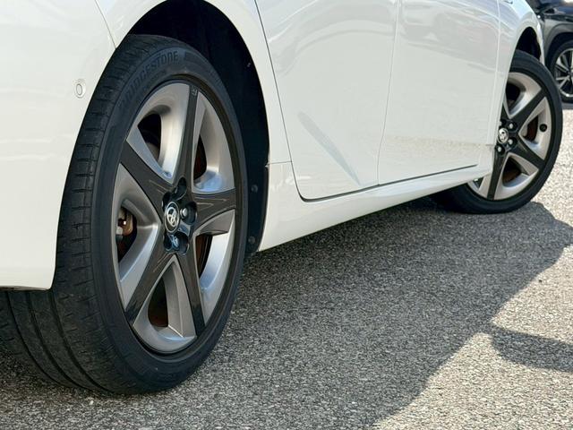 プリウス Ａツーリングセレクション　禁煙／前後ドラレコ／衝突被害軽減システム／コーナーセンサー／ヘッドアップディスプレイ／ヒーター付レザーシート／純正９型ナビ／フルセグ／ＣＤ／ＤＶＤ／Ｂｌｕｅｔｏｏｔｈ／バックカメラ／ＥＴＣ２．０（39枚目）