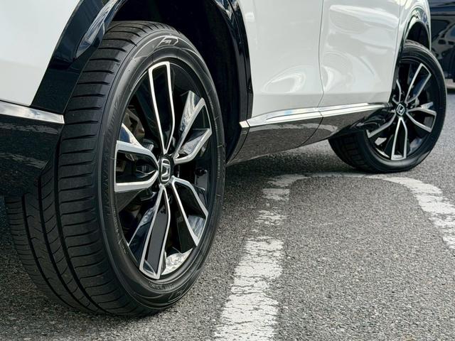 ヴェゼル ｅ：ＨＥＶ　Ｚ　禁煙／　１オーナー／後退出庫サポート／前後ドラレコ／衝突被害軽減システム／コーナーセンサー／純正９型ナビ／フルセグ／Ｂｌｕｅｔｏｏｔｈ／バックカメラ／ヒーター付ハーフレザーシート／置くだけ充電／ＥＴＣ２．０（40枚目）