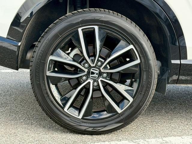 ヴェゼル ｅ：ＨＥＶ　Ｚ　禁煙／　１オーナー／後退出庫サポート／前後ドラレコ／衝突被害軽減システム／コーナーセンサー／純正９型ナビ／フルセグ／Ｂｌｕｅｔｏｏｔｈ／バックカメラ／ヒーター付ハーフレザーシート／置くだけ充電／ＥＴＣ２．０（41枚目）