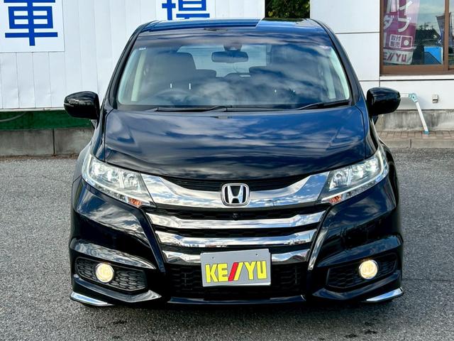 オデッセイハイブリッド ハイブリッドアブソルート・ホンダセンシンアドバンスＰ　禁煙／衝突被害軽減システム／メーカーオプションナビ／フルセグ／ＨＤＭＩ入力／ＣＤ／ＤＶＤ／Ｂｌｕｅｔｏｏｔｈ／全方位カメラ／両側電動スライド／ハーフレザーシート／ＬＥＤライト／純正アルミ／ＥＴＣ（5枚目）