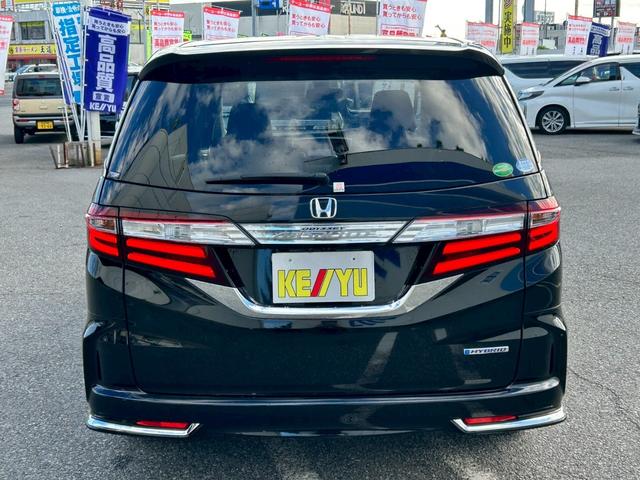 オデッセイハイブリッド ハイブリッドアブソルート・ホンダセンシンアドバンスＰ　禁煙／衝突被害軽減システム／メーカーオプションナビ／フルセグ／ＨＤＭＩ入力／ＣＤ／ＤＶＤ／Ｂｌｕｅｔｏｏｔｈ／全方位カメラ／両側電動スライド／ハーフレザーシート／ＬＥＤライト／純正アルミ／ＥＴＣ（10枚目）