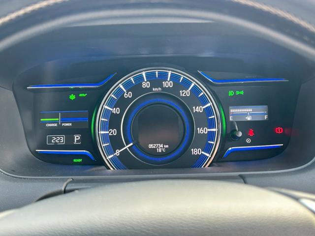 オデッセイハイブリッド ハイブリッドアブソルート・ホンダセンシンアドバンスＰ　禁煙／衝突被害軽減システム／メーカーオプションナビ／フルセグ／ＨＤＭＩ入力／ＣＤ／ＤＶＤ／Ｂｌｕｅｔｏｏｔｈ／全方位カメラ／両側電動スライド／ハーフレザーシート／ＬＥＤライト／純正アルミ／ＥＴＣ（14枚目）