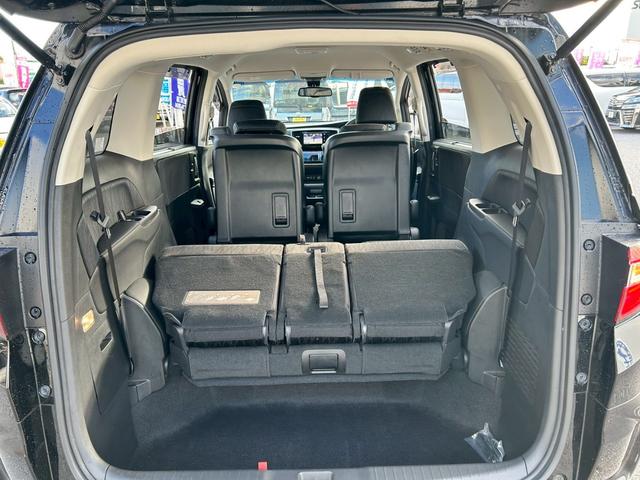 オデッセイハイブリッド ハイブリッドアブソルート・ホンダセンシンアドバンスＰ　禁煙／衝突被害軽減システム／メーカーオプションナビ／フルセグ／ＨＤＭＩ入力／ＣＤ／ＤＶＤ／Ｂｌｕｅｔｏｏｔｈ／全方位カメラ／両側電動スライド／ハーフレザーシート／ＬＥＤライト／純正アルミ／ＥＴＣ（37枚目）