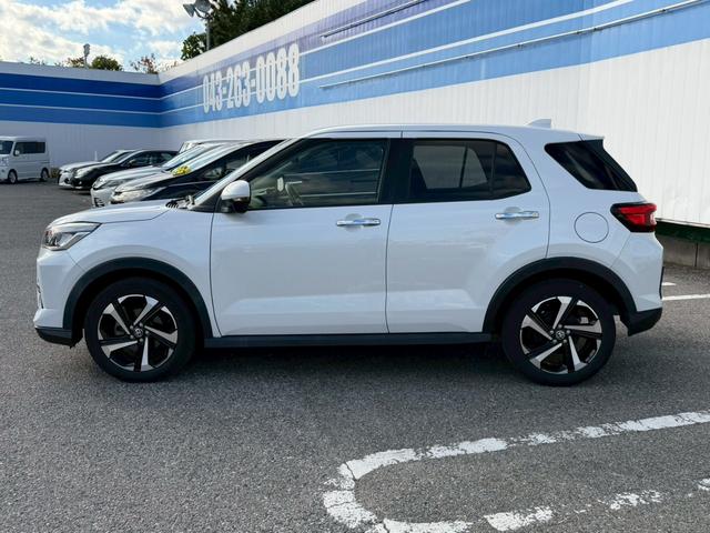 ライズ Ｚ　禁煙／衝突被害軽減システム／コーナーセンサー／追従型クルコン／９型ディスプレイオーディオ（ナビ機能付）／Ｂｌｕｅｔｏｏｔｈ／ＨＤＭＩ入力／シートヒーター／ＬＥＤオートライト／純正アルミ／スペアキー（8枚目）