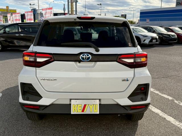 ライズ Ｚ　禁煙／衝突被害軽減システム／コーナーセンサー／追従型クルコン／９型ディスプレイオーディオ（ナビ機能付）／Ｂｌｕｅｔｏｏｔｈ／ＨＤＭＩ入力／シートヒーター／ＬＥＤオートライト／純正アルミ／スペアキー（10枚目）