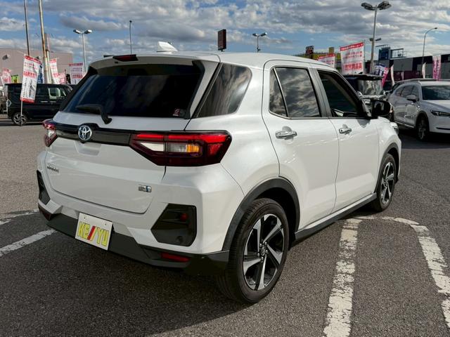 ライズ Ｚ　禁煙／衝突被害軽減システム／コーナーセンサー／追従型クルコン／９型ディスプレイオーディオ（ナビ機能付）／Ｂｌｕｅｔｏｏｔｈ／ＨＤＭＩ入力／シートヒーター／ＬＥＤオートライト／純正アルミ／スペアキー（11枚目）