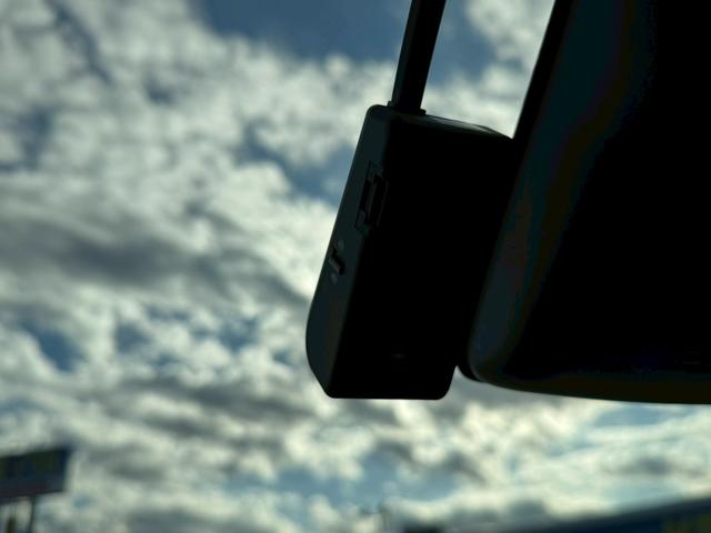 ライズ Ｚ　禁煙／衝突被害軽減システム／コーナーセンサー／追従型クルコン／９型ディスプレイオーディオ（ナビ機能付）／Ｂｌｕｅｔｏｏｔｈ／ＨＤＭＩ入力／シートヒーター／ＬＥＤオートライト／純正アルミ／スペアキー（16枚目）