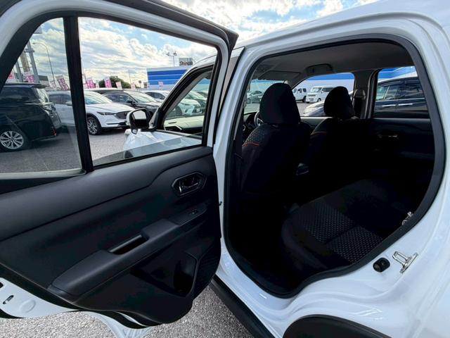 ライズ Ｚ　禁煙／衝突被害軽減システム／コーナーセンサー／追従型クルコン／９型ディスプレイオーディオ（ナビ機能付）／Ｂｌｕｅｔｏｏｔｈ／ＨＤＭＩ入力／シートヒーター／ＬＥＤオートライト／純正アルミ／スペアキー（28枚目）