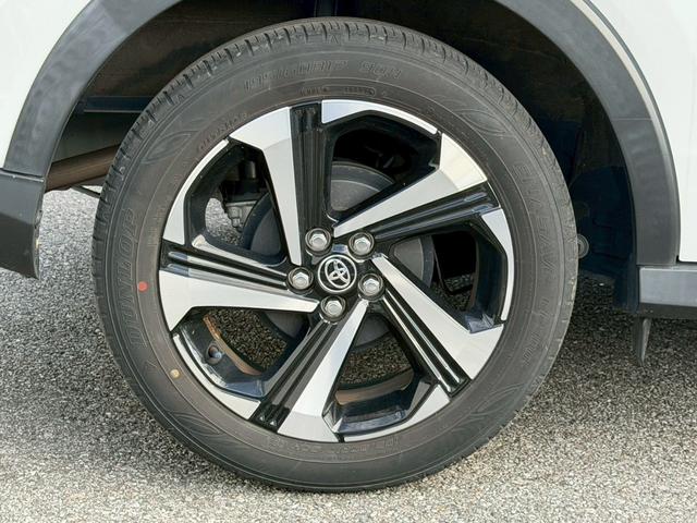 ライズ Ｚ　禁煙／衝突被害軽減システム／コーナーセンサー／追従型クルコン／９型ディスプレイオーディオ（ナビ機能付）／Ｂｌｕｅｔｏｏｔｈ／ＨＤＭＩ入力／シートヒーター／ＬＥＤオートライト／純正アルミ／スペアキー（33枚目）