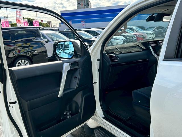 ランドクルーザープラド ＴＸ　下取り直販車／衝突軽減ブレーキ／アルパイン９型ナビ＆前後ドラレコ／バックカメラ／追従クルコン／Ｂｌｕｅｔｏｏｔｈオーディオ／ルーフレール／純正アルミ／レーンキープアシスト／コーナーセンサー／１オーナー（31枚目）