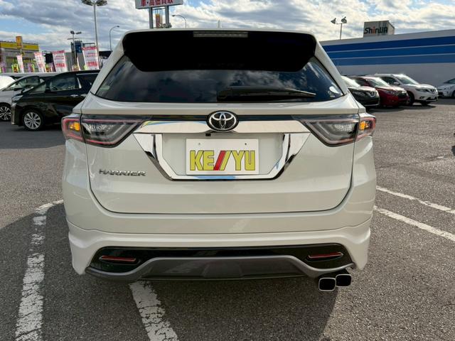 ハリアー プレミアム　スタイルモーヴ　禁煙／サンルーフ／　モデリスタエアロ／前後ドラレコ／アルパイン９型ナビ／バックカメラ／ＣＤ／ＤＶＤ／Ｂｌｕｅｔｏｏｔｈ／レーンアシスト／クルーズコントロール／ヒーター付ハーフレザーシート／電動リアゲート／純正アルミ（10枚目）