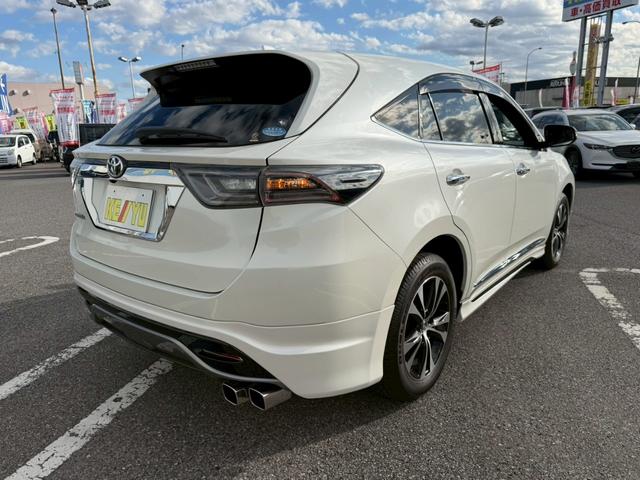 ハリアー プレミアム　スタイルモーヴ　禁煙／サンルーフ／　モデリスタエアロ／前後ドラレコ／アルパイン９型ナビ／バックカメラ／ＣＤ／ＤＶＤ／Ｂｌｕｅｔｏｏｔｈ／レーンアシスト／クルーズコントロール／ヒーター付ハーフレザーシート／電動リアゲート／純正アルミ（11枚目）