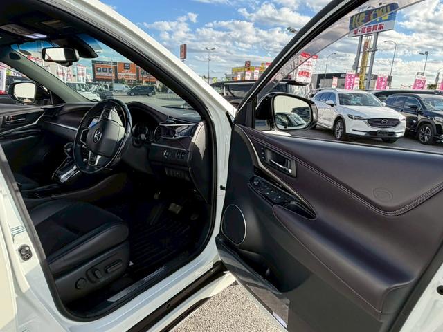 ハリアー プレミアム　スタイルモーヴ　禁煙／サンルーフ／　モデリスタエアロ／前後ドラレコ／アルパイン９型ナビ／バックカメラ／ＣＤ／ＤＶＤ／Ｂｌｕｅｔｏｏｔｈ／レーンアシスト／クルーズコントロール／ヒーター付ハーフレザーシート／電動リアゲート／純正アルミ（30枚目）