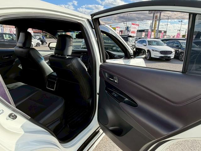 ハリアー プレミアム　スタイルモーヴ　禁煙／サンルーフ／　モデリスタエアロ／前後ドラレコ／アルパイン９型ナビ／バックカメラ／ＣＤ／ＤＶＤ／Ｂｌｕｅｔｏｏｔｈ／レーンアシスト／クルーズコントロール／ヒーター付ハーフレザーシート／電動リアゲート／純正アルミ（33枚目）