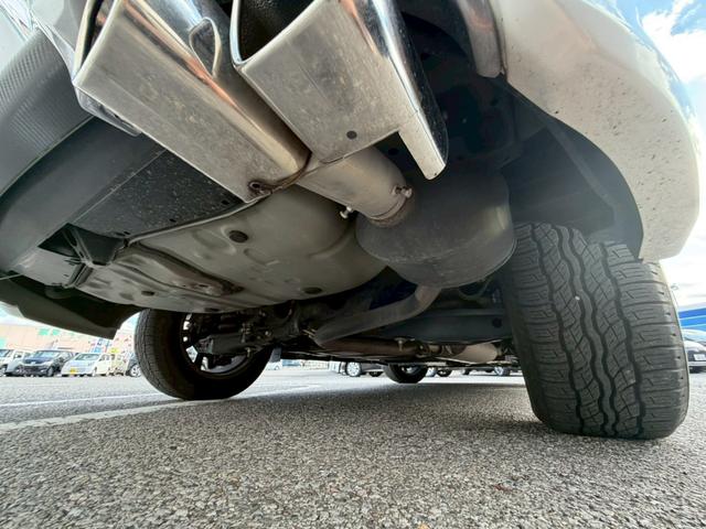 ハリアー プレミアム　スタイルモーヴ　禁煙／サンルーフ／　モデリスタエアロ／前後ドラレコ／アルパイン９型ナビ／バックカメラ／ＣＤ／ＤＶＤ／Ｂｌｕｅｔｏｏｔｈ／レーンアシスト／クルーズコントロール／ヒーター付ハーフレザーシート／電動リアゲート／純正アルミ（42枚目）