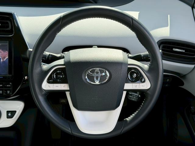 プリウス Ｓセーフティプラス　禁煙／１オーナー／純正ドラレコ／衝突被害軽減システム／コーナーセンサー／追従型クルコン／純正９型ナビ／フルセグ／ＣＤ／ＤＶＤ／Ｂｌｕｅｔｏｏｔｈ／バックカメラ／ＬＥＤオートライト／ＥＴＣ２．０（13枚目）