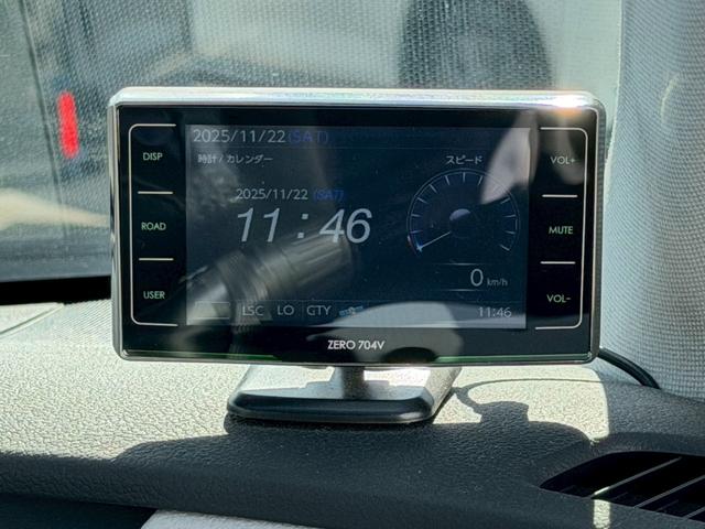 プリウス Ｓセーフティプラス　禁煙／１オーナー／純正ドラレコ／衝突被害軽減システム／コーナーセンサー／追従型クルコン／純正９型ナビ／フルセグ／ＣＤ／ＤＶＤ／Ｂｌｕｅｔｏｏｔｈ／バックカメラ／ＬＥＤオートライト／ＥＴＣ２．０（18枚目）