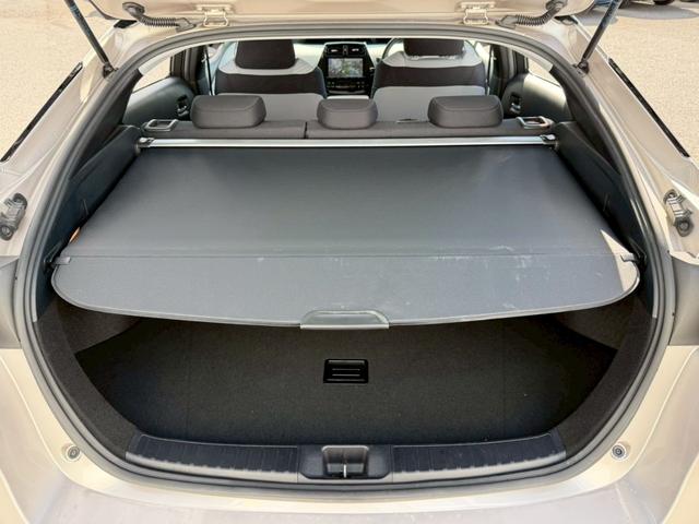 プリウス Ｓセーフティプラス　禁煙／１オーナー／純正ドラレコ／衝突被害軽減システム／コーナーセンサー／追従型クルコン／純正９型ナビ／フルセグ／ＣＤ／ＤＶＤ／Ｂｌｕｅｔｏｏｔｈ／バックカメラ／ＬＥＤオートライト／ＥＴＣ２．０（33枚目）