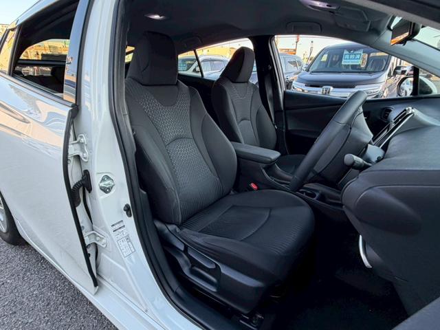 プリウス Ｓ　☆千葉店仕入☆禁煙／１オーナー／クラリオン製７型ナビ／フルセグ／ＣＤ／ＤＶＤ／Ｂｌｕｅｔｏｏｔｈ／バックカメラ／ＬＥＤオートライト／フォグランプ／オートエアコン／ＥＴＣ／保証書／スペアキー（23枚目）
