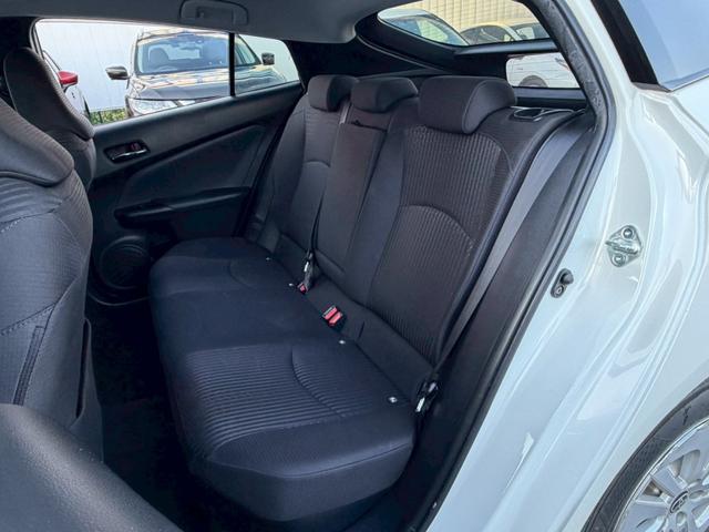 プリウス Ｓ　☆千葉店仕入☆禁煙／１オーナー／クラリオン製７型ナビ／フルセグ／ＣＤ／ＤＶＤ／Ｂｌｕｅｔｏｏｔｈ／バックカメラ／ＬＥＤオートライト／フォグランプ／オートエアコン／ＥＴＣ／保証書／スペアキー（29枚目）