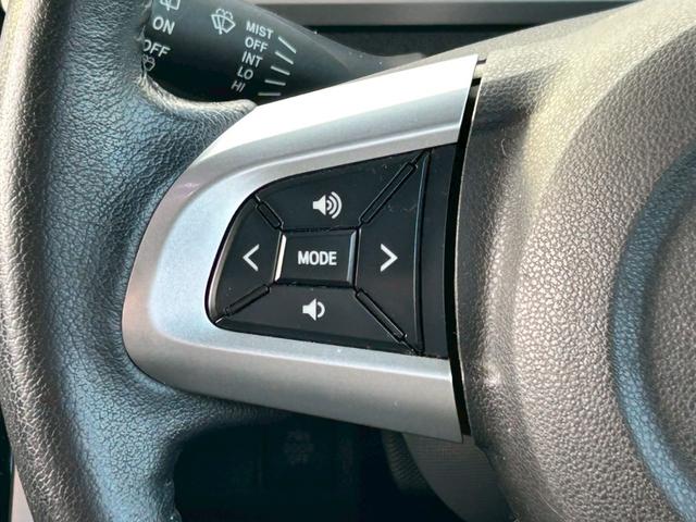 タント カスタムRS SA 純正8型ナビ&フリップダウンモニター/両側パワースライドドア/Bluetoothオーディオ/革調シートカバー/社外アルミ/LEDヘッドライト/ETC/バックカメラ/衝突被害軽減システム/ステリモ/禁煙(18枚目)