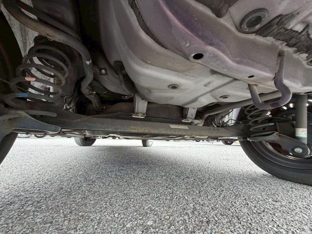 ミラココア ココアＸ　下取り直販車／社外７インチメモリーナビ／Ｂｌｕｅｔｏｏｔｈオーディオ／フルセグＴＶ／キーレスエントリー／アイドリングストップ／ＤＶＤ／ＨＩＤヘッドライト／禁煙（30枚目）