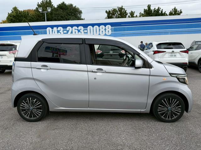 N-WGN G・ターボパッケージ 下取り直販車/社外ナビ/CTBA/バックカメラ/Bluetoothオーディオ/フルセグTV/DORFREN製アルミ/ベンチシート/オートエアコン/ミラーウィンカー/禁煙(8枚目)