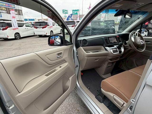 N-WGN G・ターボパッケージ 下取り直販車/社外ナビ/CTBA/バックカメラ/Bluetoothオーディオ/フルセグTV/DORFREN製アルミ/ベンチシート/オートエアコン/ミラーウィンカー/禁煙(20枚目)