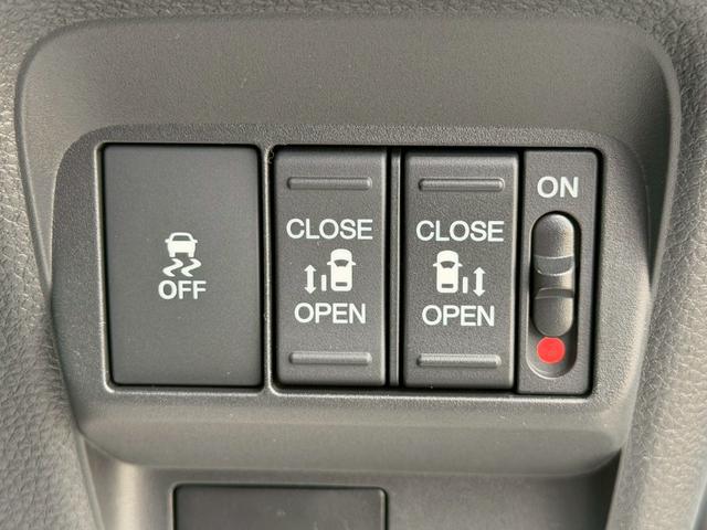 フリード e:HEVエアー EX☆登録済未使用車☆純正11.4型ナビ/ 全方位カメラ/衝突被害軽減システム/コーナーセンサー/ブラインドスポットモニター/追従型クルコン/ヒーター付ハーフレザーシート/LEDオートライト/純正アルミ/ETC2.0/リアクーラー/保証書(20枚目)