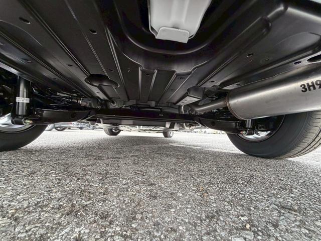 フリード e:HEVエアー EX☆登録済未使用車☆純正11.4型ナビ/ 全方位カメラ/衝突被害軽減システム/コーナーセンサー/ブラインドスポットモニター/追従型クルコン/ヒーター付ハーフレザーシート/LEDオートライト/純正アルミ/ETC2.0/リアクーラー/保証書(45枚目)