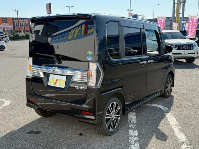 タント カスタムＲＳ　トップエディションＳＡＩＩＩ　禁煙／衝突被害軽減システム／ドライブレコーダー／純正７型ＳＤナビ／フルセグ／ＤＶＤ／Ｂｌｕｅｔｏｏｔｈ／バックカメラ／ヒーター付ハーフレザーシート／両側電動スライド／ＬＥＤライト／純正アルミ／保証書（11枚目）