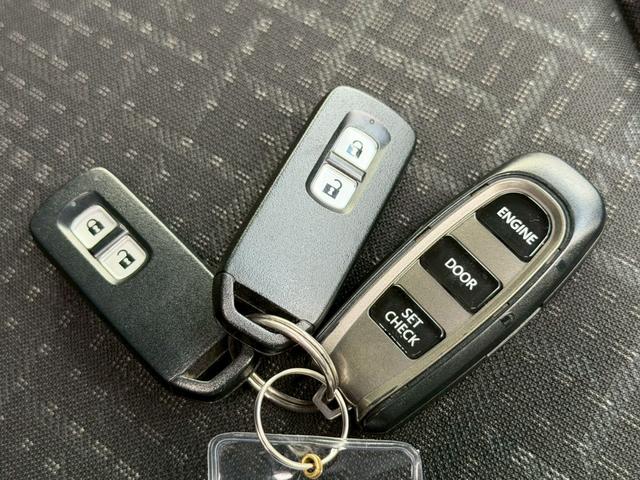 Ｎ－ＷＧＮカスタム Ｇ・ターボパッケージ☆千葉店仕入☆禁煙／前後ドラレコ／　／衝突被害軽減システム／エンジンスターター／ケンウッド７型ナビ／フルセグ／ＤＶＤ／ＵＳＢ／Ｂｌｕｅｔｏｏｔｈ／バックカメラ／ハーフレザーシート／ＨＩＤライト／フォグ／純正アルミ／パドルシフト／ＥＴＣ（26枚目）